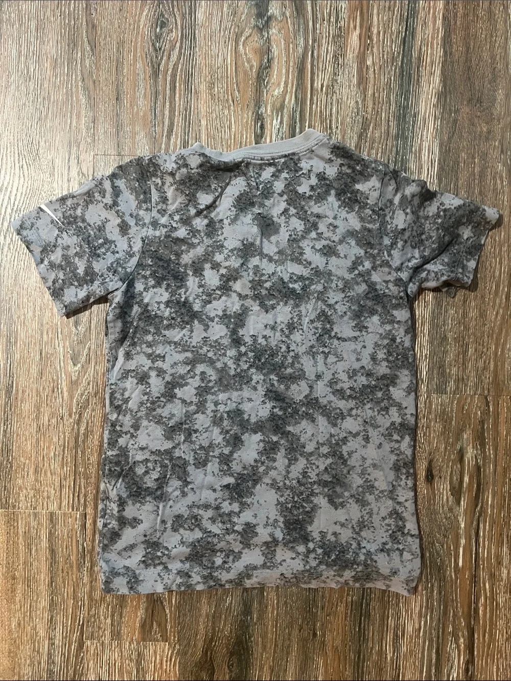 Nike Boys Gray Medium T Shirt Bundle